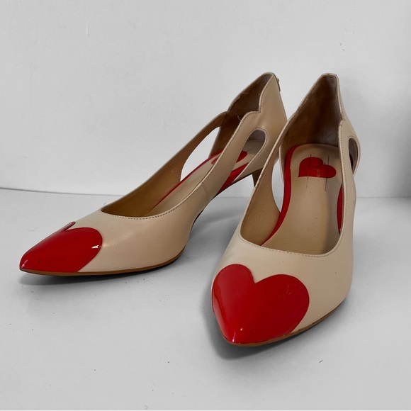 pretty pumps Shoes - "Pretty Pumps" Delicate Pink with Patent Leather Red Heart Accent, Size 6.5.